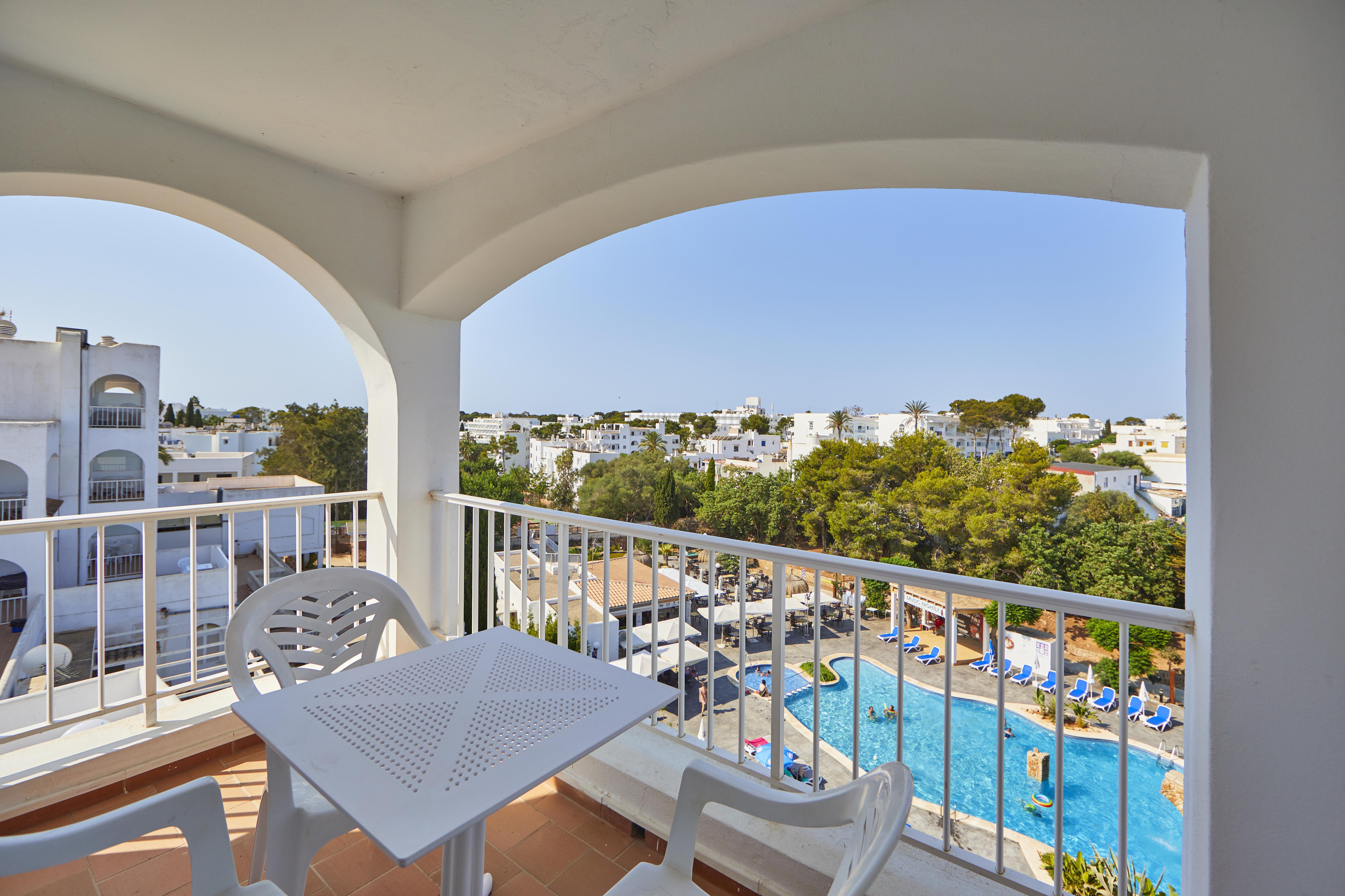Ola Apartamentos Cala D'Or 外观 照片